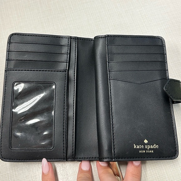 EUC- Kate Spade Wallet - Picture 2 of 7